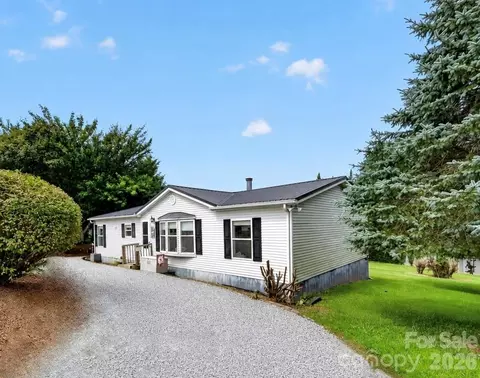 26 Sweet Briar Path Way, Hendersonville, NC 28792