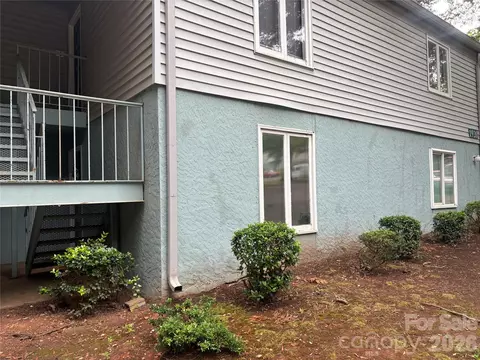 1920 Countrymens 2 Ct #2, Charlotte, NC 28210
