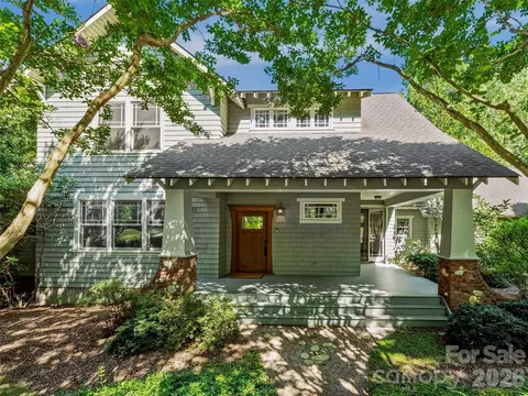 1606 Olmsted Dr, Asheville, NC 28803