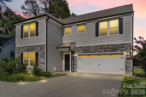 4627 Shattalon Dr, Winston Salem, NC 27106