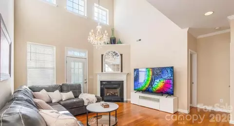 555 Pine Links Dr, Tega Cay, SC 29708 photo 4