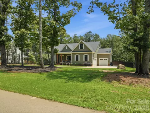 Exterior - 574 Shepherd Ln, Clover, SC 29710 photo 7 of 7
