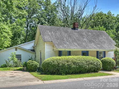 3014 Yadkin Ave, Charlotte, NC 28205