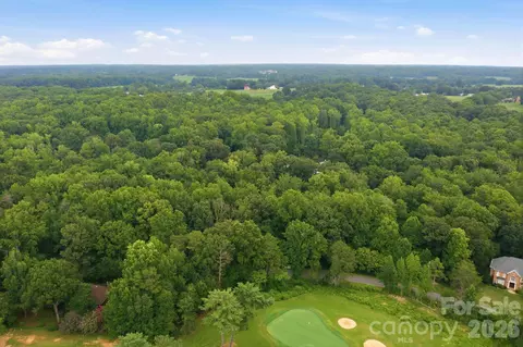 705 St Andrews Rd, Statesville, NC 28625