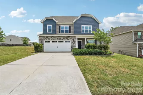 2022 Napa Valley Dr, Waxhaw, NC 28173