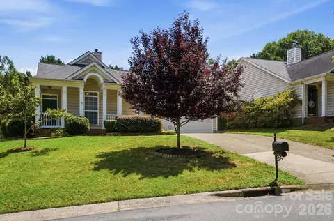 7015 Lenhart Dr, Charlotte, NC 28226