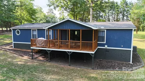 Exterior - 1120 Sandy Plains Rd, Tryon, NC 28782 photo 5 of 12
