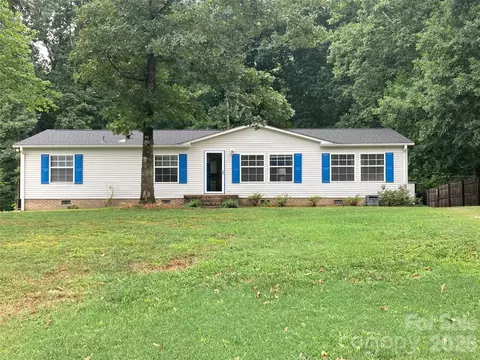 450 Willow Oaks Dr, China Grove, NC 28023