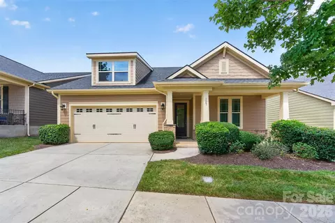 127 Johnson Manor 11 St #11, Mooresville, NC 28115