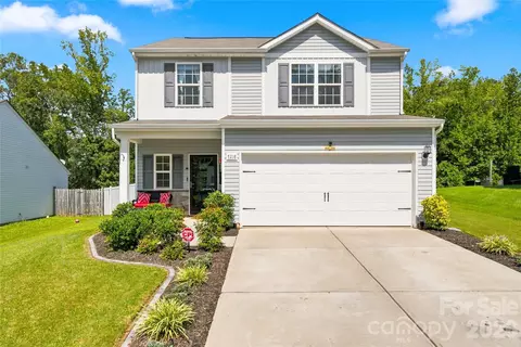 7218 Cuddington Dr, Charlotte, NC 28215