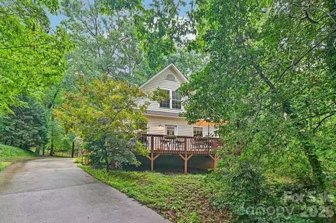8658 Dog Leg Rd, Sherrills Ford, NC 28673