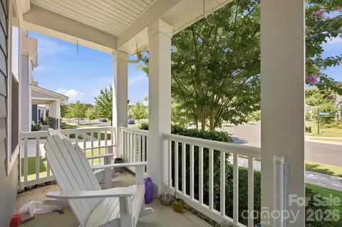 Exterior - 445 Hudson Pl, Davidson, NC 28036 photo 3 of 3