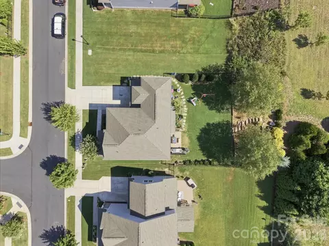 View/Area - 445 Hudson Pl, Davidson, NC 28036 photo 1 of 3