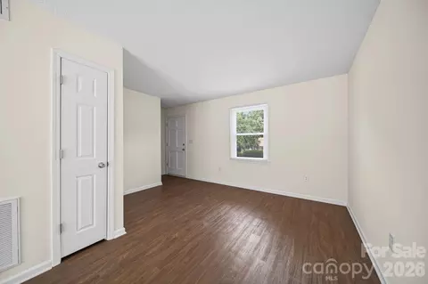 Living - 406 E 18th St, Kannapolis, NC 28083 photo 1 of 3