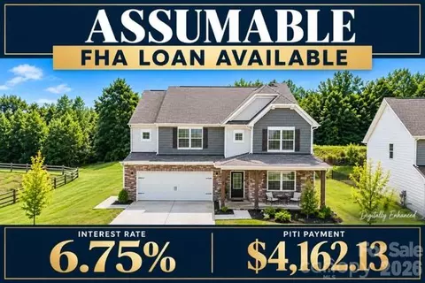 378 Kennerly Center Dr, Mooresville, NC 28115