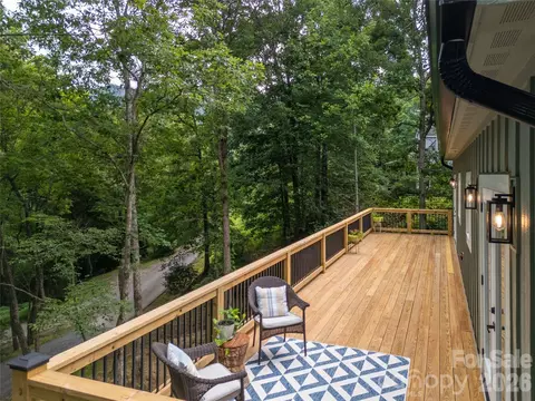 Exterior - 79 Midway 22 Dr #22, Sylva, NC 28779 photo 14 of 17