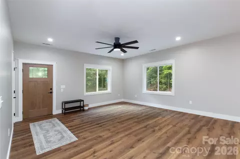 Living - 79 Midway 22 Dr #22, Sylva, NC 28779 photo 3 of 3