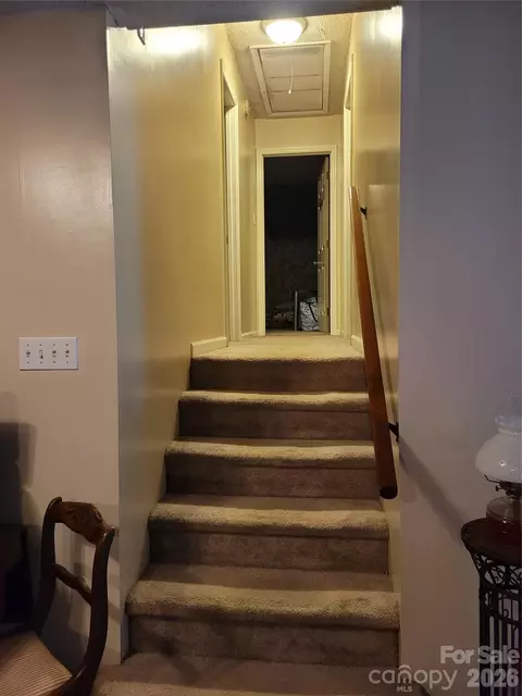 Entry Way - 3745 Windhaven Nw Dr NW, Conover, NC 28613 photo 1 of 3
