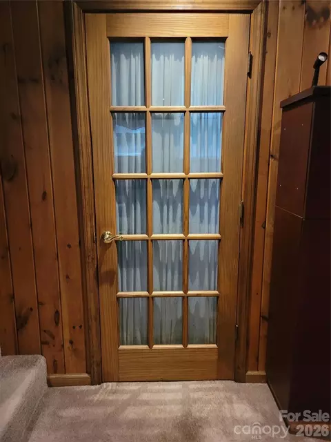 Entry Way - 3745 Windhaven Nw Dr NW, Conover, NC 28613 photo 3 of 3
