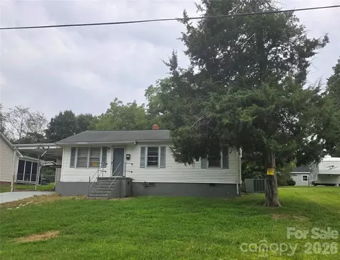 122 E Iowa E Ave E, Bessemer City, NC 28016