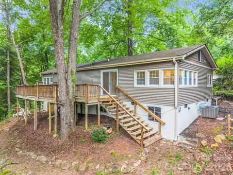 297 Chimney Cliffs Dr, Lake Lure, NC 28746