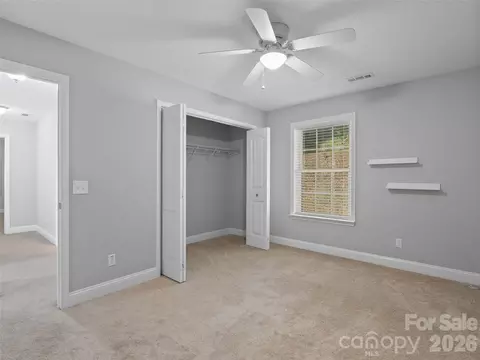 Bedroom - 133 Shadow Oak Ln, Clyde, NC 28721 photo 4 of 6