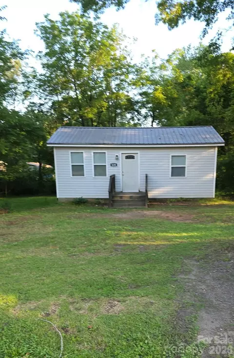 125 Gains Ln, Statesville, NC 28677