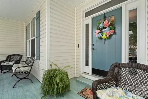 Exterior - 64 Eagle Pointe Way, Flat Rock, NC 28731 photo 3 of 8