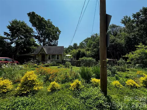 41244118 Oakwood Rd, Charlotte, NC 28269