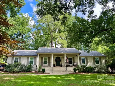 6129 Page Ct, Charlotte, NC 28270