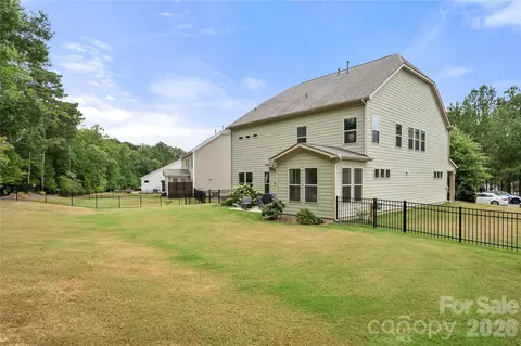 Exterior - 5519 Braddock Mill Way, Lancaster, SC 29720 photo 5 of 6