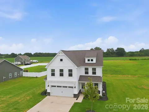 32598 Millingport Rd, New London, NC 28127