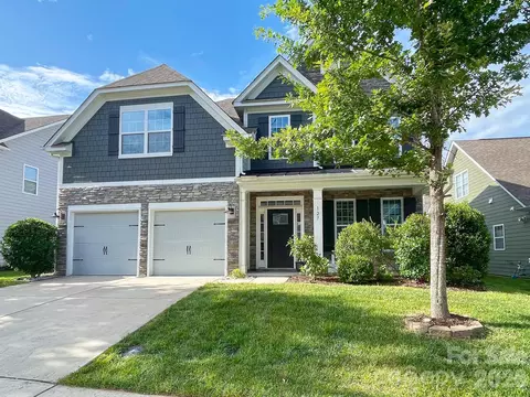 127 Tomahawk Dr, Mooresville, NC 28117