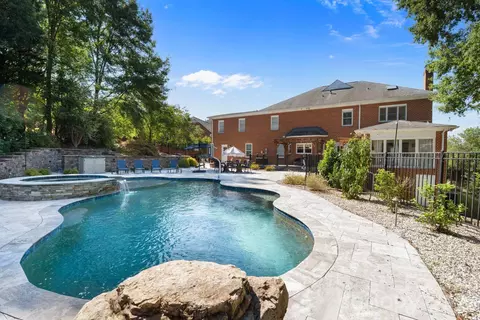 1006 Chelsea Pl, Matthews, NC 28105