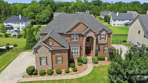 5104 Brynmar Dr, Waxhaw, NC 28173