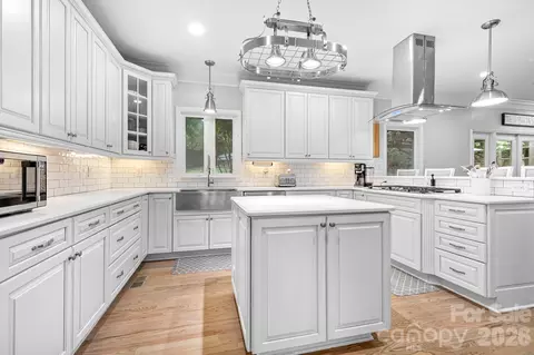Kitchen - 7048 Mariners Ct, Tega Cay, SC 29708 photo 1 of 6