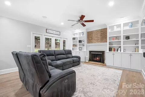 Living - 7048 Mariners Ct, Tega Cay, SC 29708 photo 2 of 3