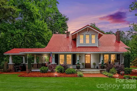 134 Mauney Farm Rd, Cherryville, NC 28021