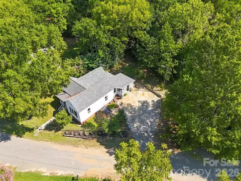 View/Area - 1143 9th St, Lancaster, SC 29720 photo 1 of 2