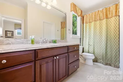 Bath - 20124 Bascom Ridge Dr, Cornelius, NC 28031 photo 5 of 6