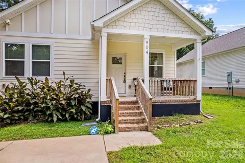 Exterior - 904 4th St, Spencer, NC 28159 photo 4 of 5