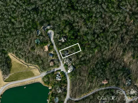 View/Area - 32 Uloque Ct, Brevard, NC 28712 photo 3 of 3