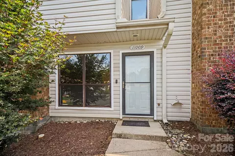 11009 Carmel Crossing Rd, Charlotte, NC 28226