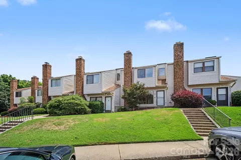 11009 Carmel Crossing Rd, Charlotte, NC 28226