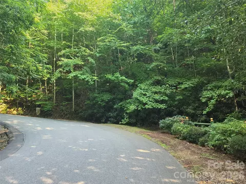 26 Henry Dingus Way #26, Maggie Valley, NC 28751