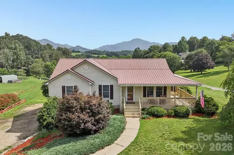 410 Crawford Rd, Waynesville, NC 28786