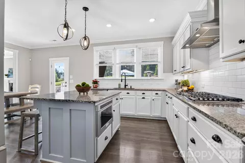 Kitchen - 16184 Commodore Dr, Lancaster, SC 29720 photo 2 of 6
