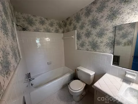 Bath - 401 S Hickory St, Pageland, SC 29728 photo 2 of 2