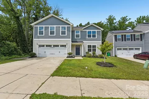 6931 Ludell Ln, Charlotte, NC 28215