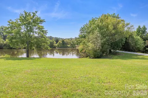 View/Area - 2412 Walnut Rd, Lancaster, SC 29720 photo 1 of 2